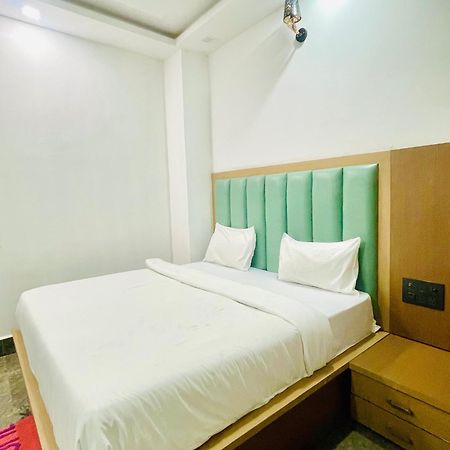 Hotel Golden Door Mathura Ngoại thất bức ảnh